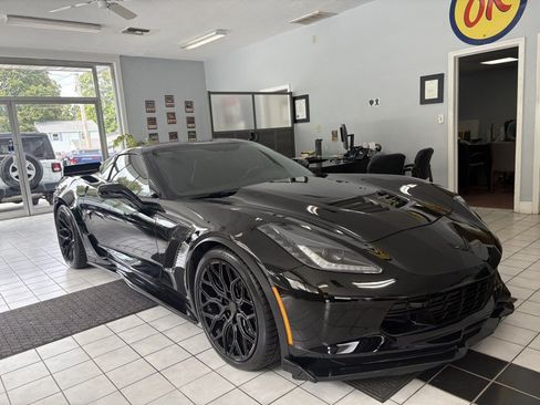 Used 2018 Chevrolet Corvette Z06 RWD image 20