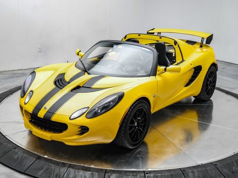 Used 2005 Lotus Elise RWD image 7