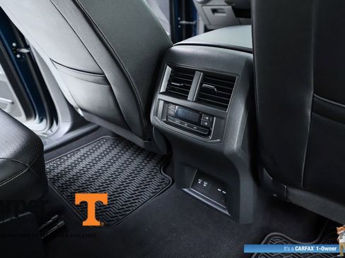 Used 2023 Volkswagen Atlas SE w/ Panoramic Sunroof Package AWD/4WD image 38