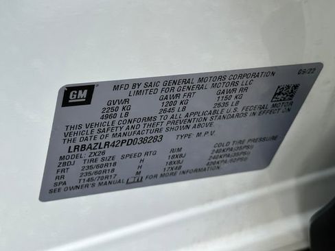 Used 2023 Buick Envision Preferred image 39