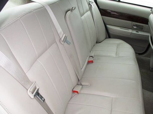 Used 2007 Mercury Grand Marquis LS image 21