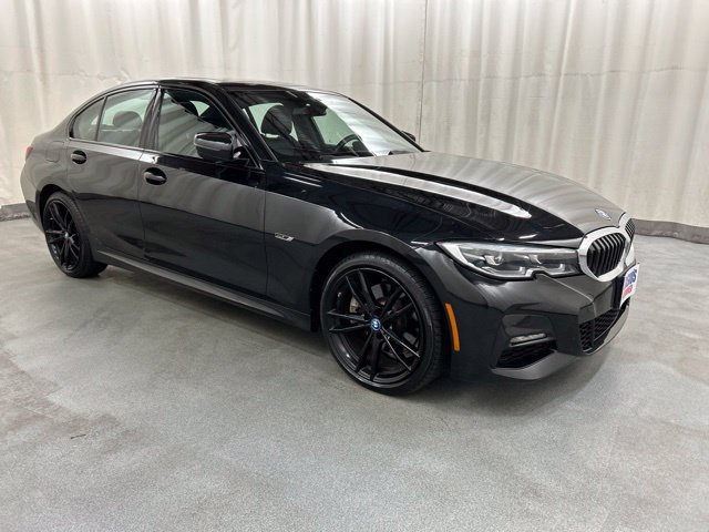 Used 2022 BMW 330e xDrive w/ M Sport Package AWD/4WD image 1