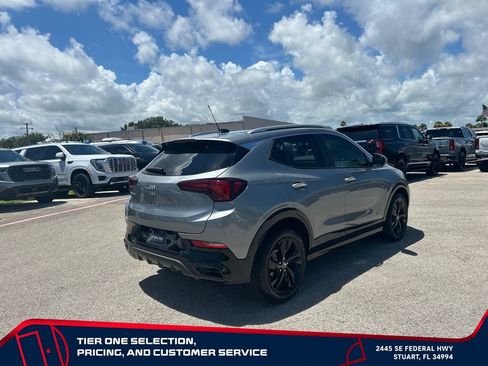 Used 2025 Buick Encore GX Sport Touring FWD image 7