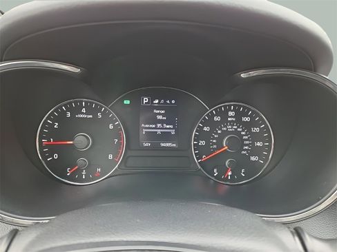 Used 2018 Kia Forte S image 12