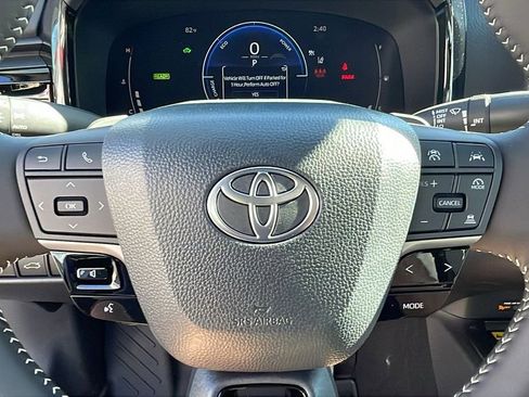 New 2026 Toyota Camry SE image 24