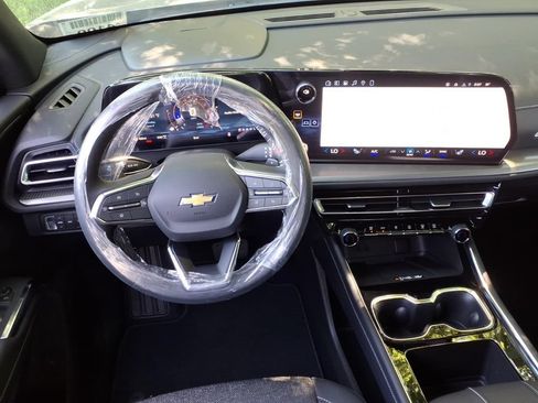 New 2026 Chevrolet Traverse LT AWD/4WD image 17