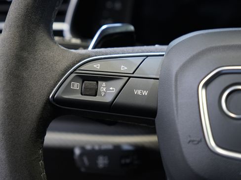 Used 2023 Audi RS Q8 w/ Black Optic Package image 44