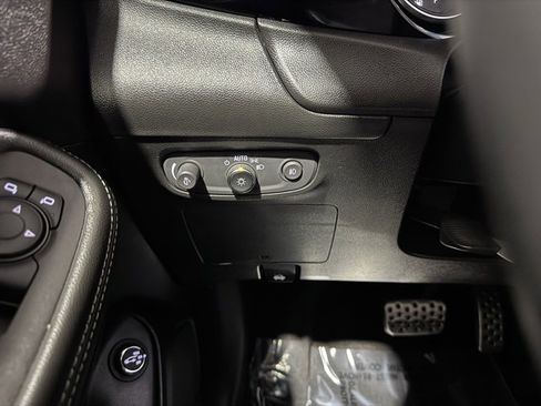 Used 2023 Buick Encore GX Select w/ Sport Touring Package image 17