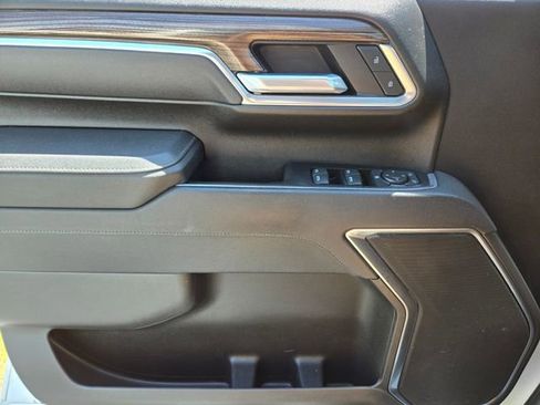 Used 2025 Chevrolet Silverado 2500 LT AWD/4WD image 35