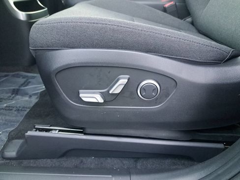 New 2026 Hyundai Ioniq 9 SE AWD/4WD image 35