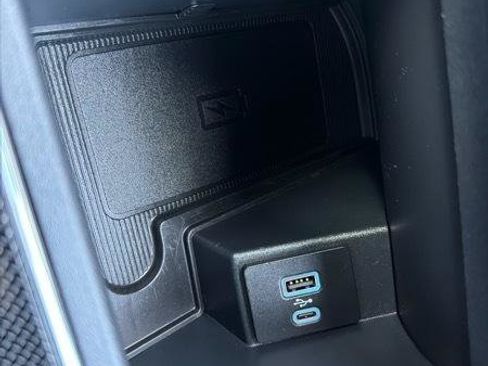 Used 2021 Ford Edge ST-Line FWD image 22