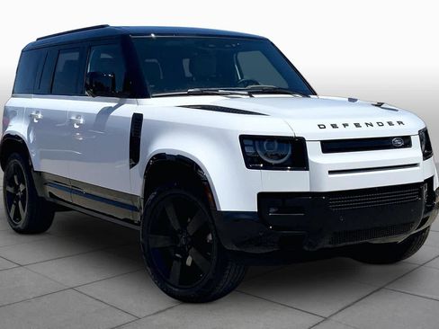 New 2026 Land Rover Defender 110 X-Dynamic SE AWD/4WD image 2