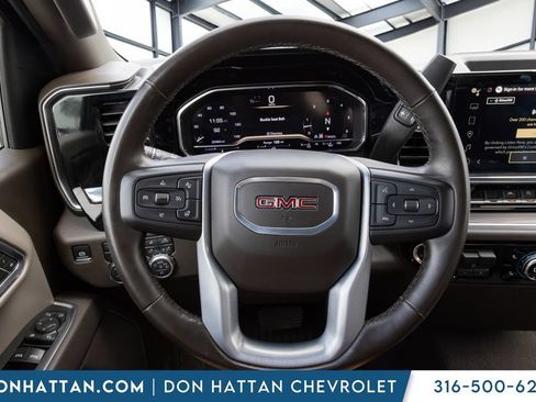 Used 2025 GMC Sierra 1500 SLT AWD/4WD image 5