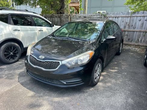 Used 2014 Kia Forte LX FWD image 4