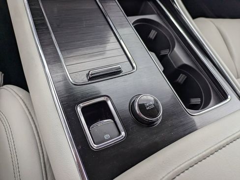 Used 2025 Lincoln Aviator Reserve w/ Equipment Group 201A image 16