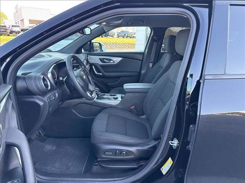 Used 2022 Chevrolet Blazer LT image 13