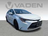 Used 2022 Toyota Corolla LE image 3
