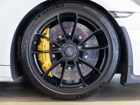 Used 2018 Porsche 911 GT3 image 23