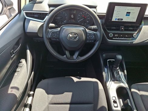Used 2024 Toyota Corolla LE w/ LE Convenience Package FWD image 12