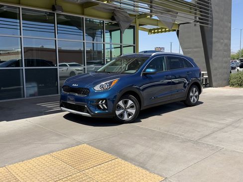 Used 2022 Kia Niro LX FWD image 1