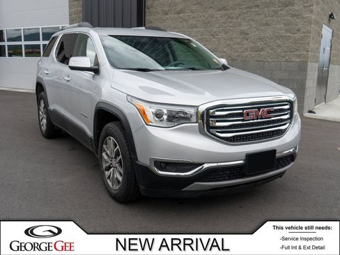 Used 2018 GMC Acadia SLE w/ Driver Alert Package I AWD/4WD image 1