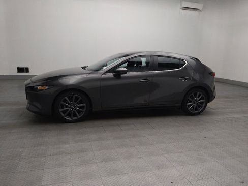Used 2022 MAZDA MAZDA3 s FWD image 2