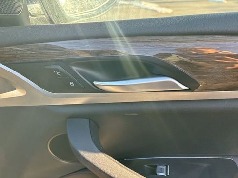 Used 2020 BMW X3 xDrive30i w/ Convenience Package image 10