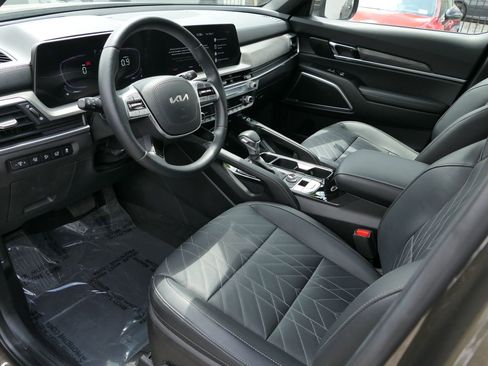 Used 2024 Kia Telluride EX X-Line AWD/4WD image 11