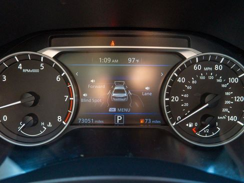 Used 2020 Nissan Altima 2.5 SR w/ Premium Package FWD image 19