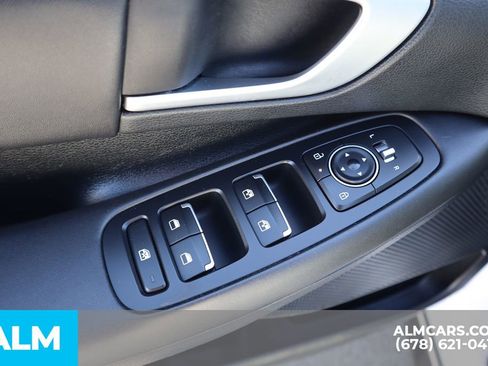 Used 2025 Hyundai Sonata SEL image 16