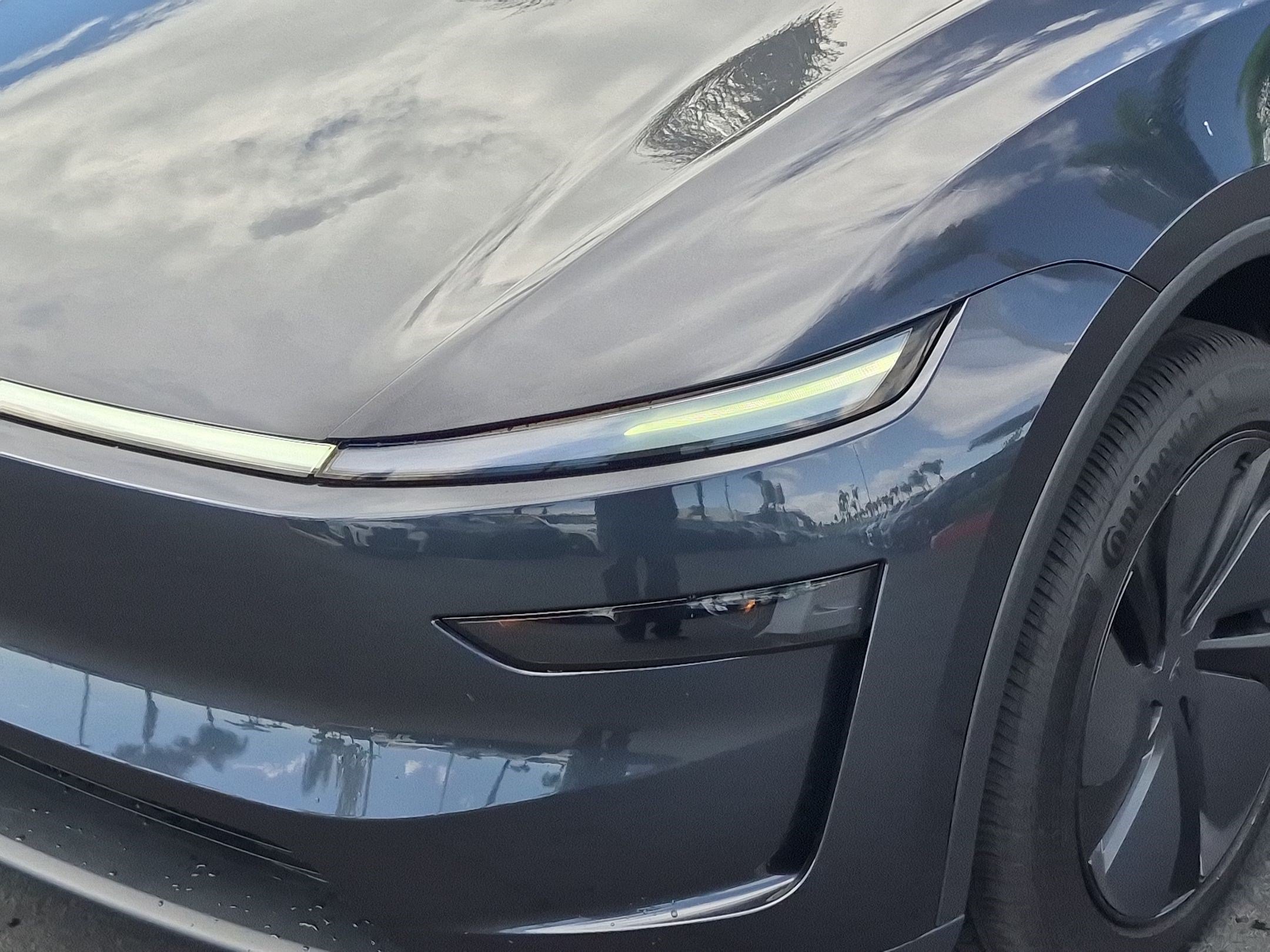 Used 2026 Tesla Model Y Long Range RWD image 6