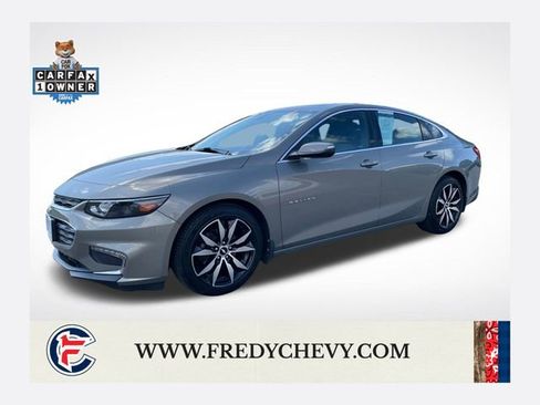 Used 2017 Chevrolet Malibu LT w/ Leather Package FWD image 1