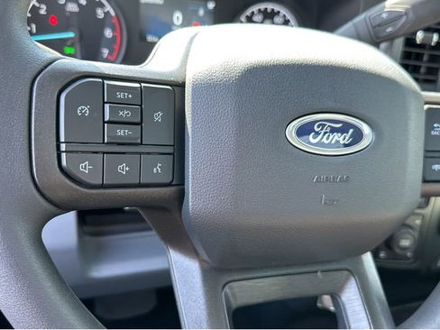 New 2025 Ford F250 XLT image 17
