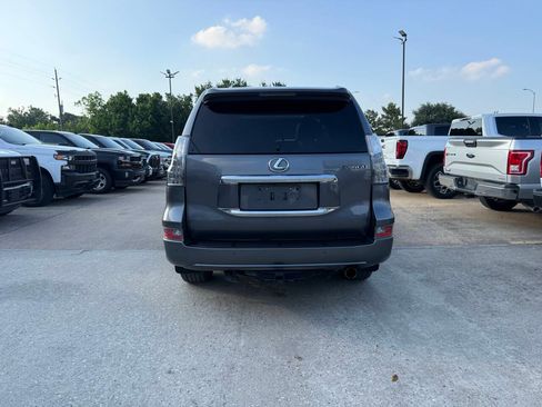 Used 2017 Lexus GX 460 Premium AWD/4WD image 42