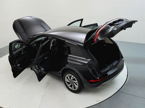 Used 2023 Lincoln Corsair AWD w/ Equipment Group 101A image 21