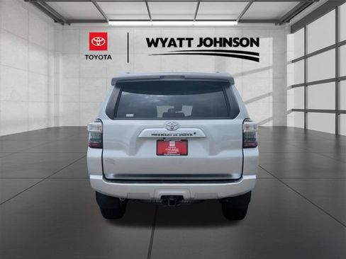 Used 2021 Toyota 4Runner SR5 RWD image 4