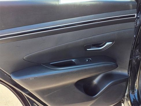Certified 2024 Hyundai Tucson SE image 7