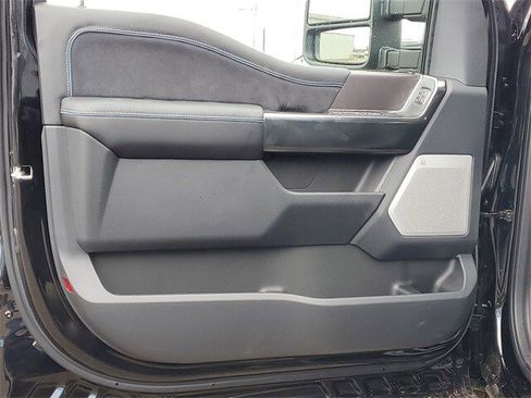 New 2026 Ford F350 Platinum w/ FX4 Off-Road Package image 10