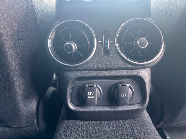 Used 2020 Kia Stinger GT-Line AWD/4WD image 37