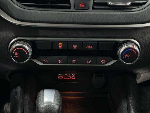 Used 2022 Nissan Altima 2.5 SV image 23