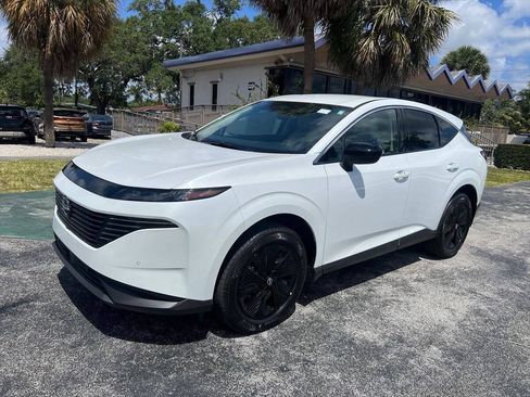 Used 2025 Nissan Murano SV FWD image 2