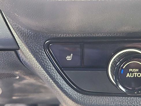 Used 2024 Honda HR-V Sport image 17