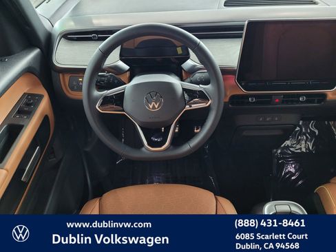 New 2025 Volkswagen ID. Buzz Pro S image 9