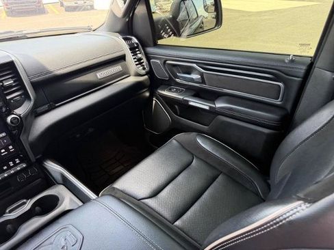 Used 2023 RAM 1500 Laramie AWD/4WD image 19
