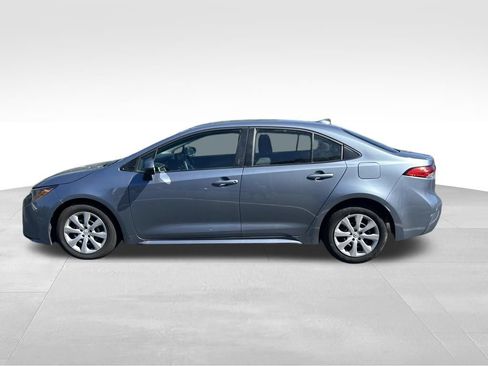 Used 2025 Toyota Corolla LE FWD image 2