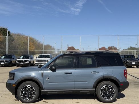 New 2025 Ford Bronco Sport Outer Banks w/ Outer Banks Tech Package+ image 26