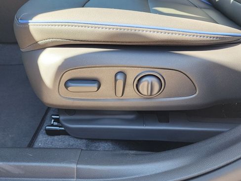 New 2026 Buick Envista Sport Touring image 17