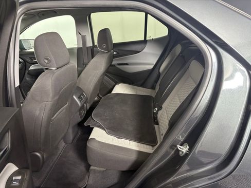 Used 2020 Chevrolet Equinox LS w/ LS Convenience Package image 29