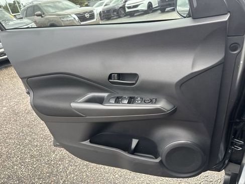 New 2025 Nissan Kicks Play S FWD image 24
