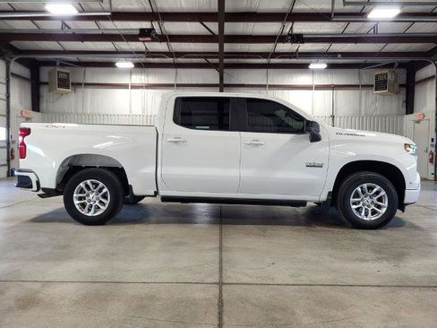 Used 2022 Chevrolet Silverado 1500 RST image 8
